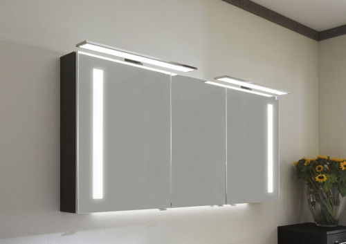 Spiegelschrank mit beleuchteten satinierten Flächen, 140 cm